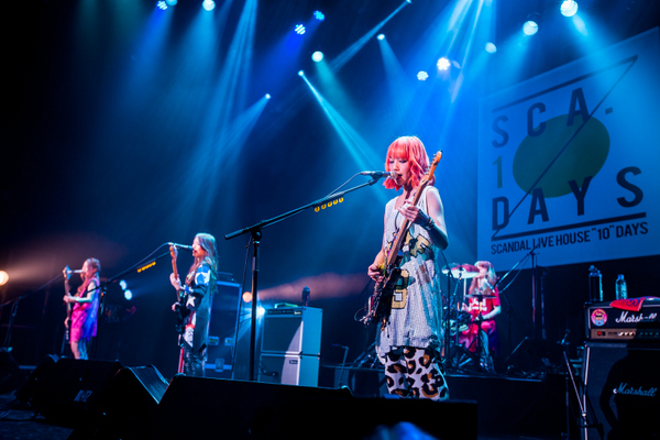 PHOTOレポ】SCANDAL LIVE HOUSE “10″DAYS 1/10 | MUSIC BEEAST