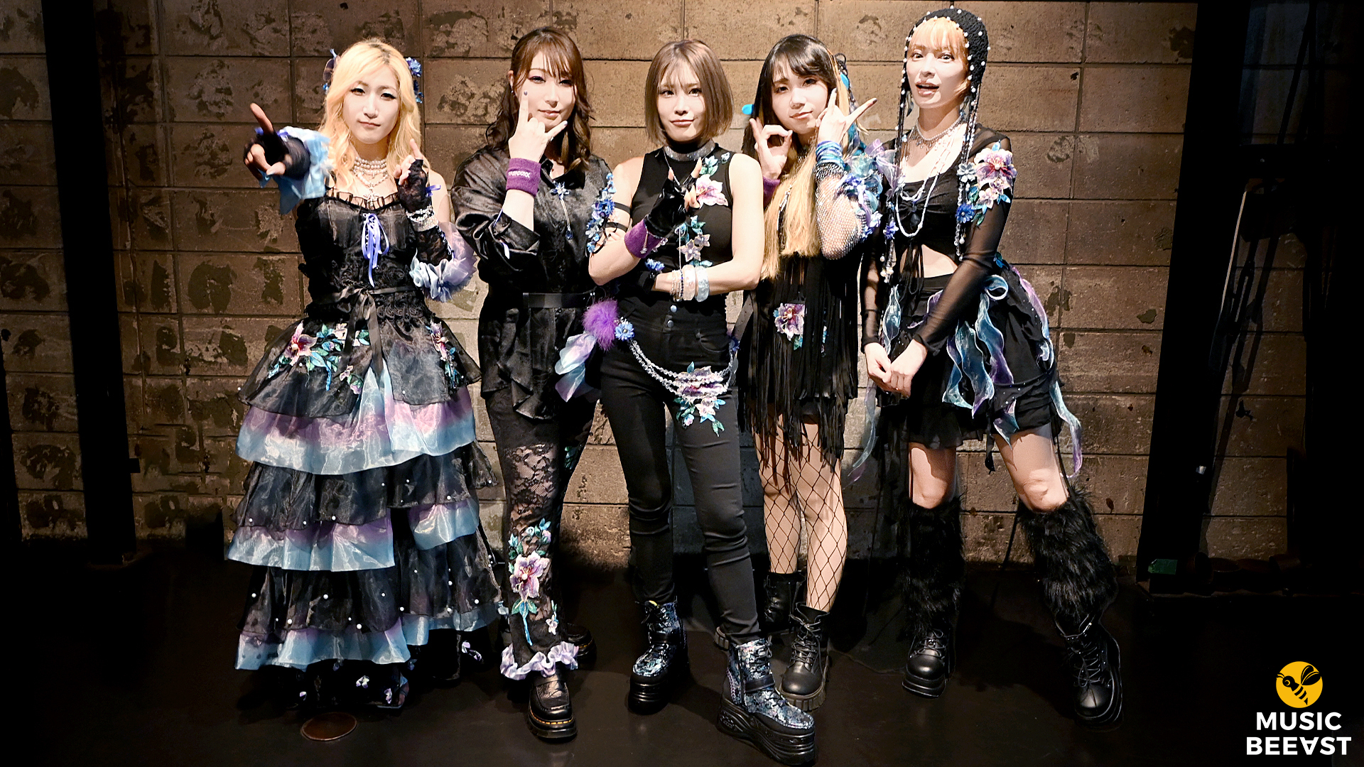 PARADOXX CD 菖蒲-Iris- 直筆サイン入り + 最新ライブチラシ A-1.jpg